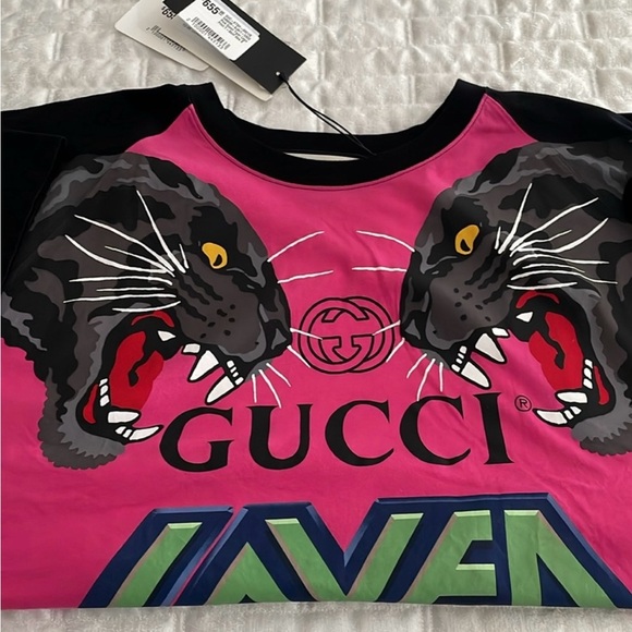 New! Gucci Graphic Loved Hot Pink Tshirt - size small - Picture 7 of 7